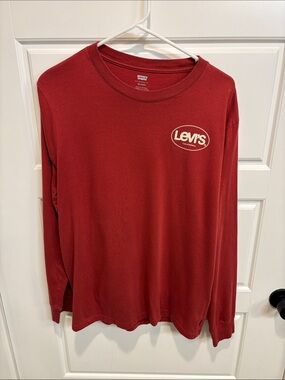 Levi's Long Sleeve Logo Tee in Deep Red